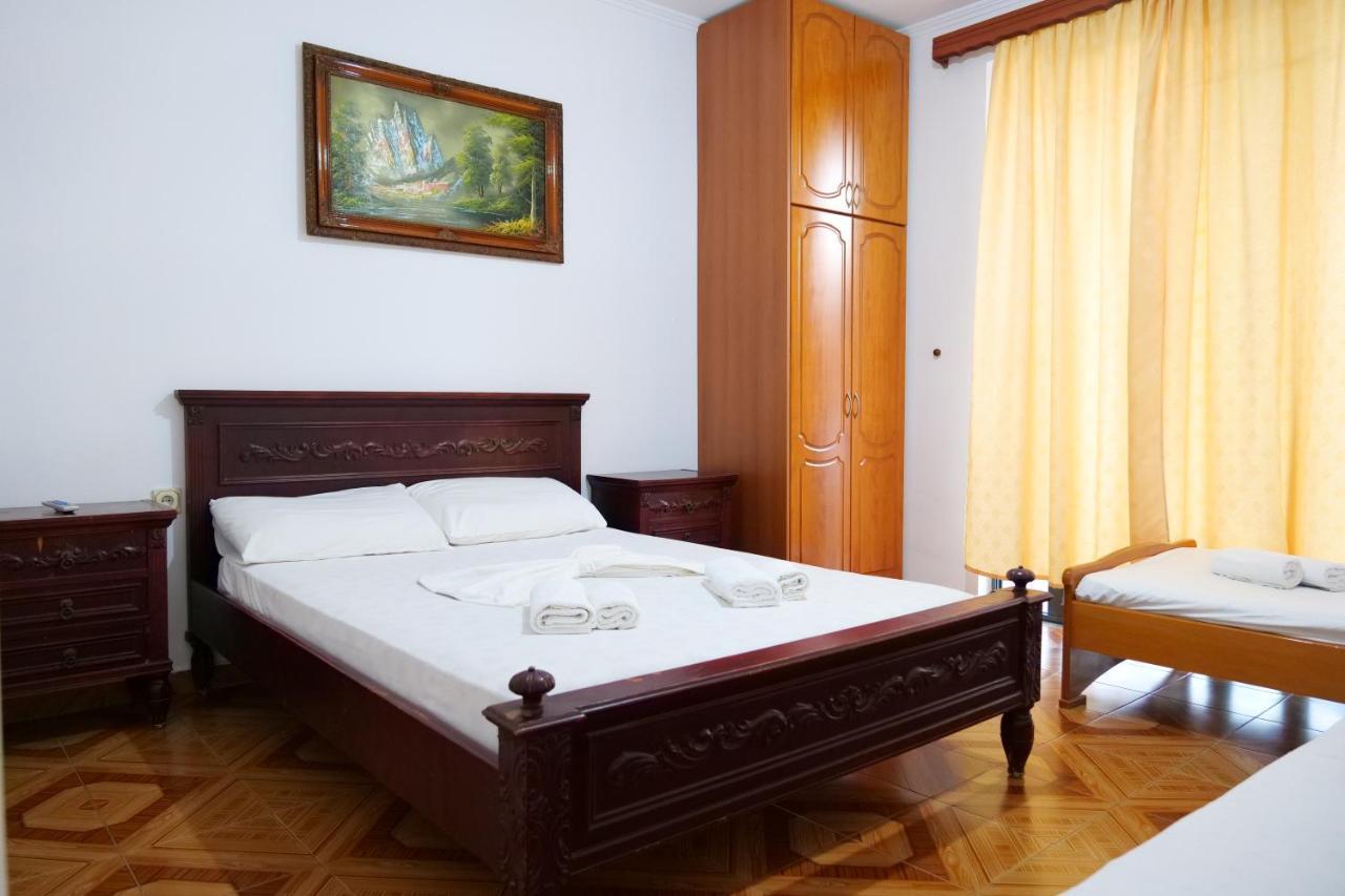 Villa Allkushi Sarandë Exterior foto