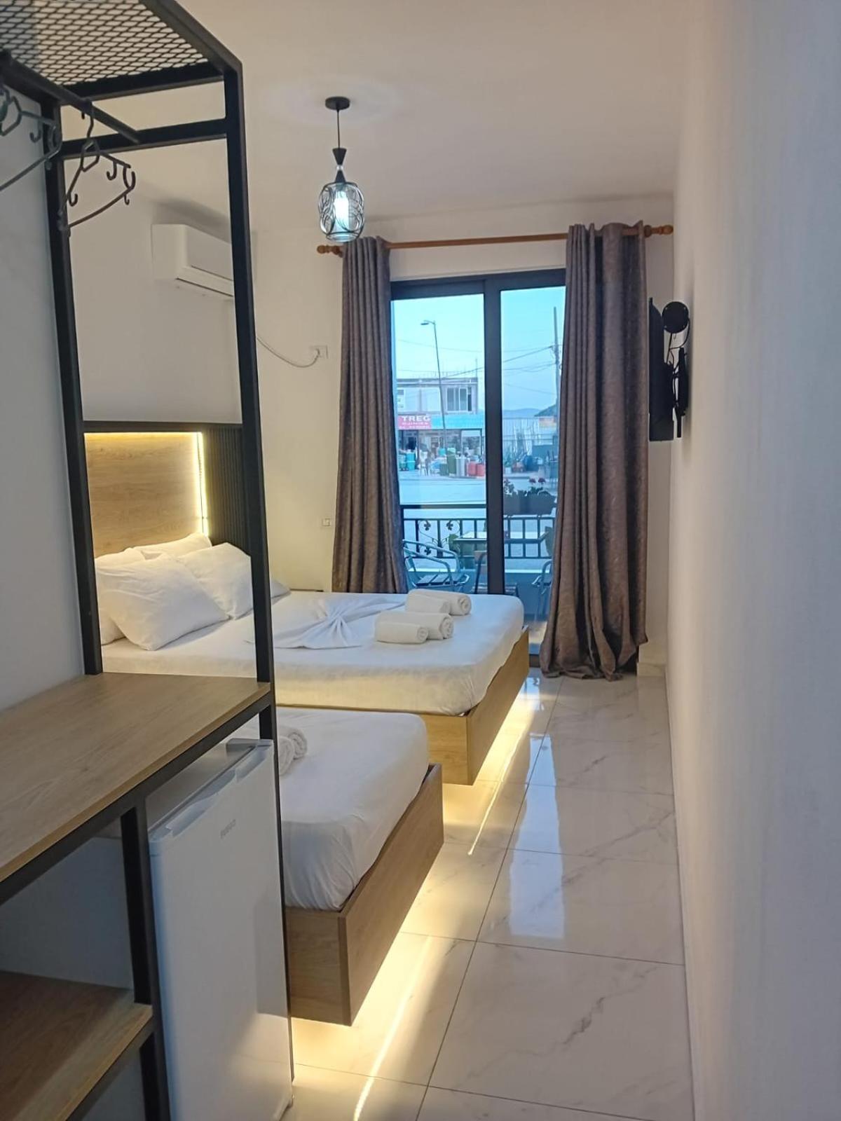 Villa Allkushi Sarandë Exterior foto