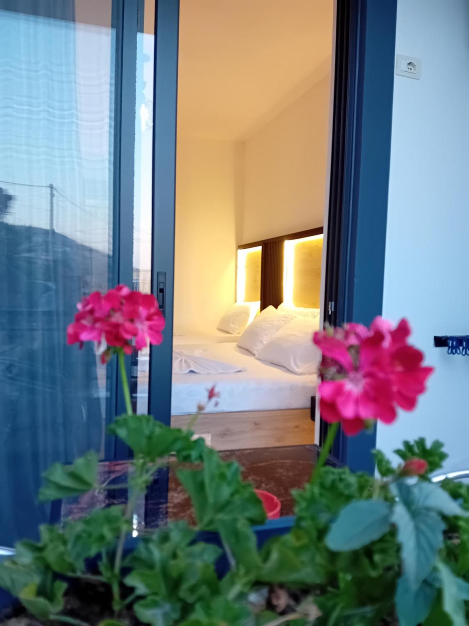 Villa Allkushi Sarandë Exterior foto